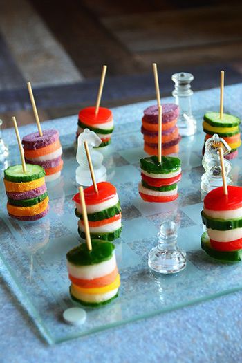 たべものコラムフードコーディネーター亜沙美の、簡単オシャレな”フィンガーフード”シリーズ♪—秋のピクニックでも大活躍!サーモンとアボカドのクリーミータルト編— レシピありミイルブログ