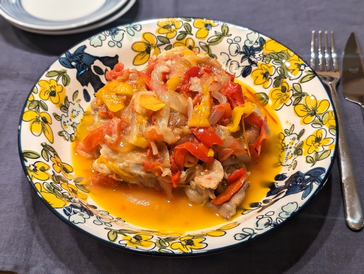 鶏もも肉の漁師風 トマトの煮込み 志麻さんのレシピ - 気になる健康・美容レシピ