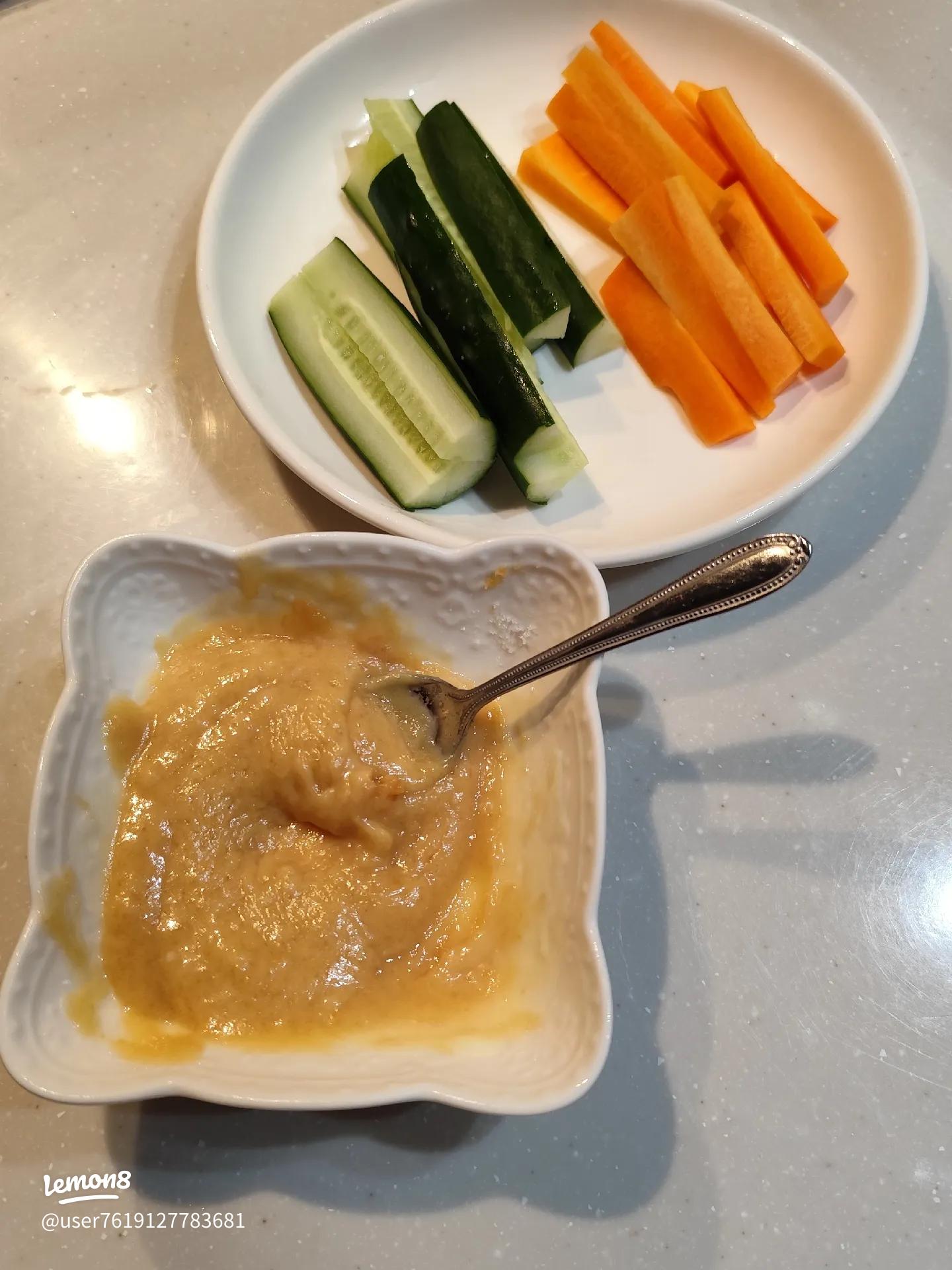 わさびめんたいマヨソースのディップwith野菜スティック