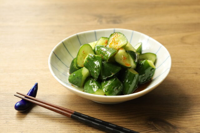 小さじ1の調味料で揉むだけ！やみつききゅうりの一本漬けクックパッドニュース