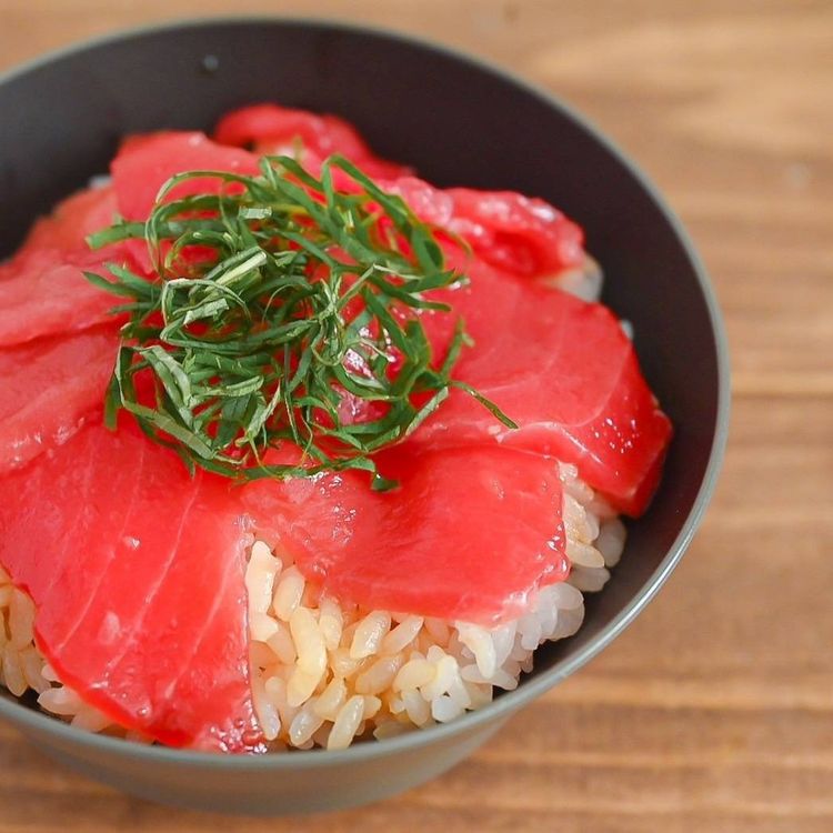 海鮮丼のレシピ」16選タレが決め手！レシピサイトNadia