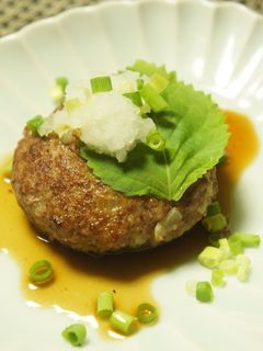 和風おろしきのこハンバーグ