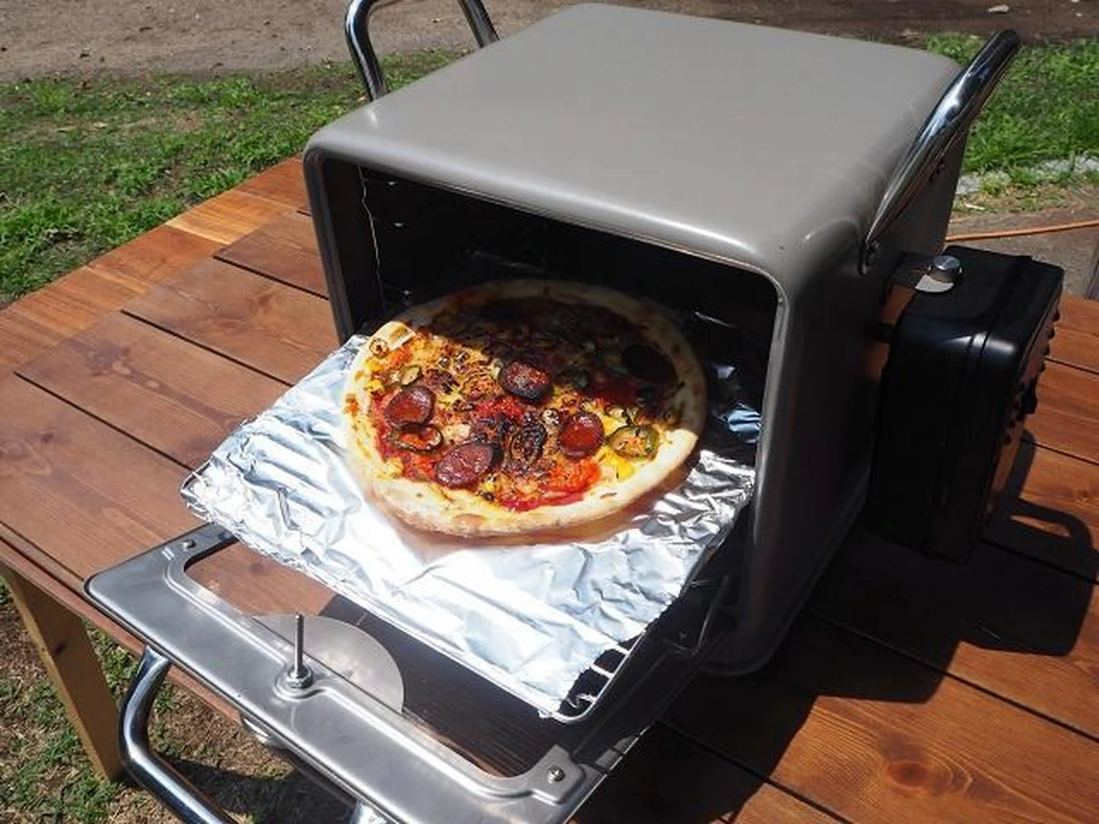 外に連れ出せる「どこでもオーブン」キャンプ料理に革命を！！ - CAMPFIREキャンプファイヤー