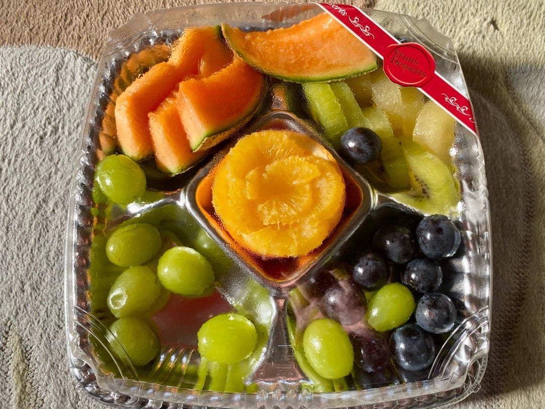 食後のデザートには豪華すぎるけど安すぎPLANTのカットフルーツ盛り合わせ - オリョポートフォリ