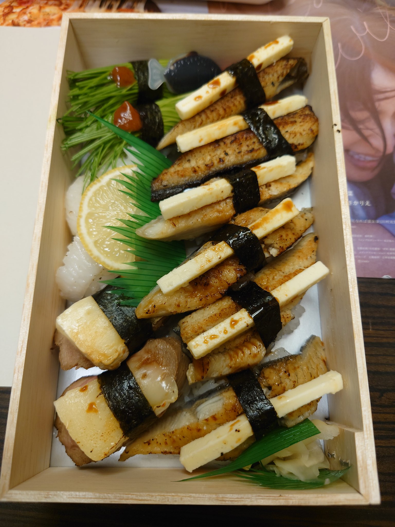 店舗名 ：じねん お初天神店 最寄駅 ：JR「大阪」駅 徒歩10分 定休日 ：水曜日 営業時間：11:00〜24:00カード払：可能 VISA、Master、JCB、AMEX、Dinersアカウント：@jinen.sushi------------------------------------------------------金額○4,000円 人