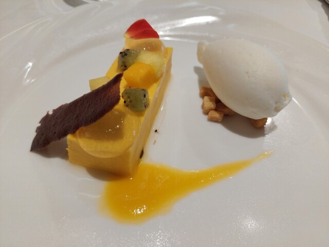 美味しんぼ 実物比べ～志摩観光ホテルとラ・メール・クラシック : SAMのLIFEキャンプブログ Life is camping