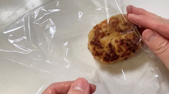 ハンバーグの冷凍での保存方法・日持ちは？タネは焼いてから？解凍の仕方も紹介！ どうぞ召し上がれWEBマガジン