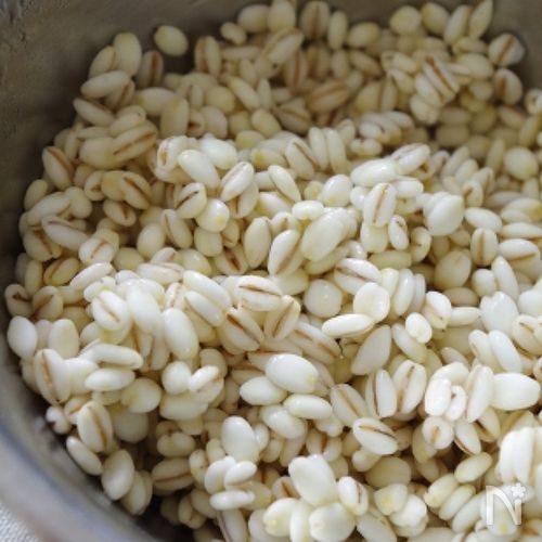 圧力鍋なら簡単！押し麦ごはん