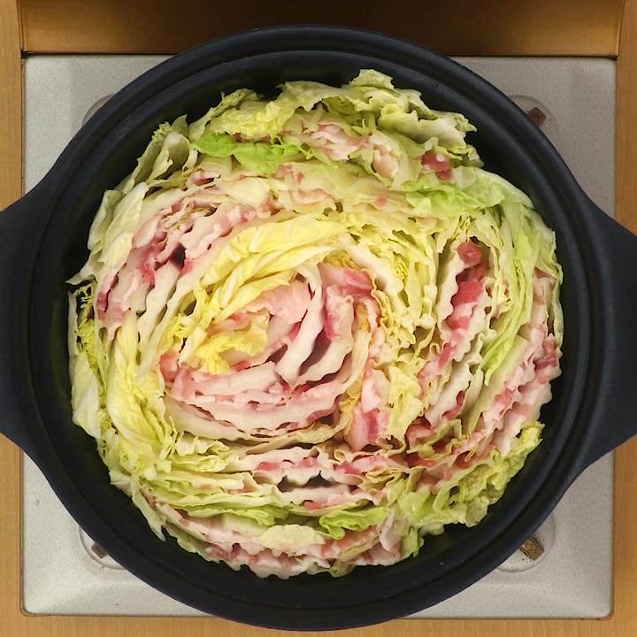 白菜ミルフィーユ鍋の簡単レシピ