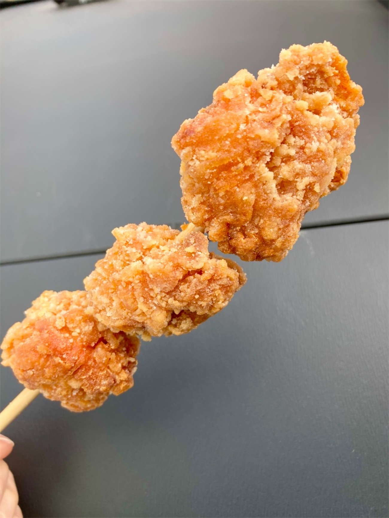 ASCII.jp：セブン「ななから」と「からあげ棒」どちらを買うか迷ってしまう