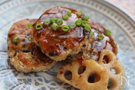 フライパンでサッと！シャキシャキレンコンの甘酢炒め