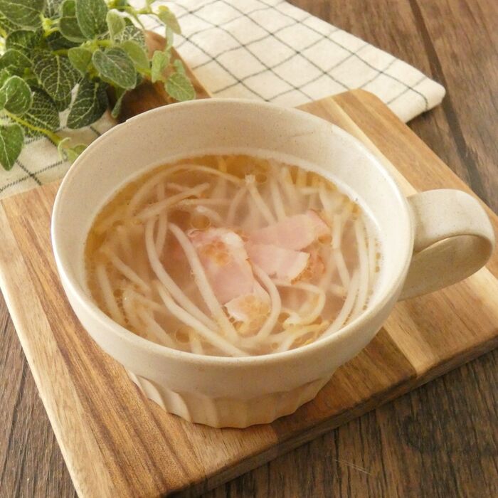 電子レンジで簡単 もやしとベーコンの粉チーズ和えクラシル