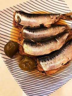 いわし煮付けの基本からアレンジまで！ショウガ煮や梅煮などさっぱり風味の簡単レシピも