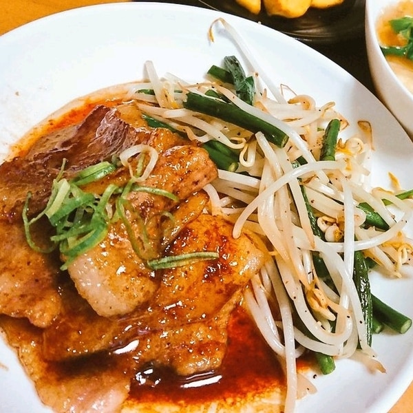 焼肉のたれで！おつまみにも簡単豚バラ炒め