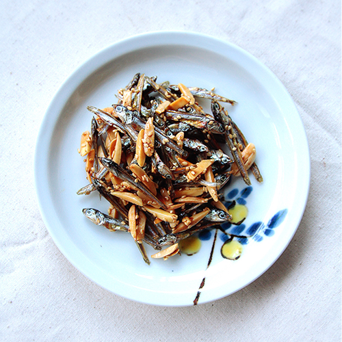 栄養満点「アーモンドフィッシュ」のおすすめアレンジレシピ3選 - macaroni