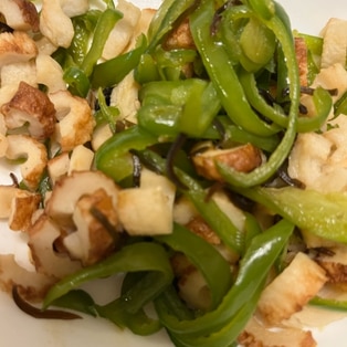 白滝とピーマンとちくわの塩昆布炒め＋＋