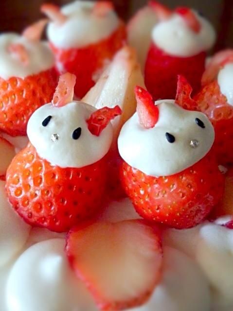 苺の飾り切り チューリップ