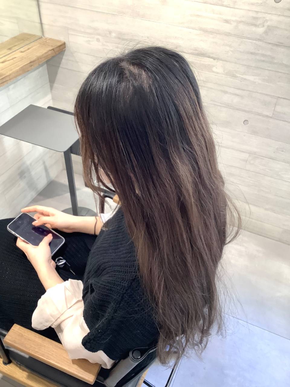 ブリーチの伸びすぎたプリンをハイライトで綺麗になおすやり方！！亀有の外国人風ヘアカラーが得意な美容院 La chouchouラ・シュシュ