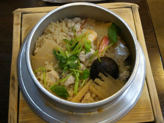 荻野屋 GINZA SIX 限定の銀座の釜めし「春」2023年2月20日 月 より販売開始のお知らせ峠の釜めし本舗 荻野屋荻野屋 八幡山