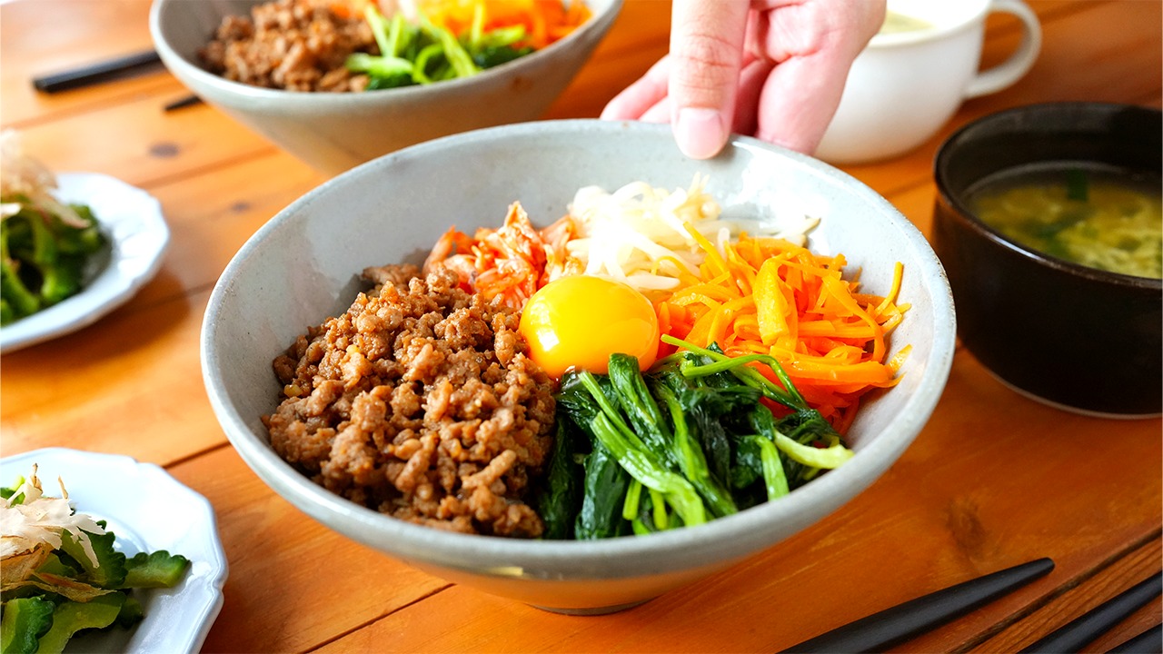 ガッツリ肉料理 夜ご飯のメニューに困ったら！簡単レシピ特集♪の人気レシピ・作り方デリッシュキッチン