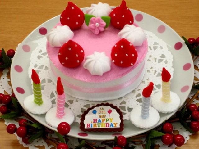 フェルトのケーキ: monocreator