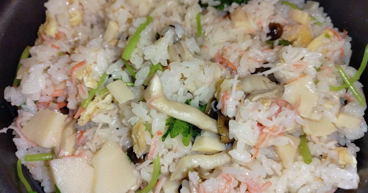カニカマとにんじんの炊き込みご飯 白だし アレンジ色々
