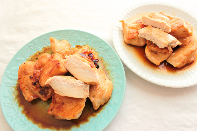 パサパサ鶏むね肉を“ブライン液”でジューシーに！KFC風フライドチキンの再現レシピ - を知る通信