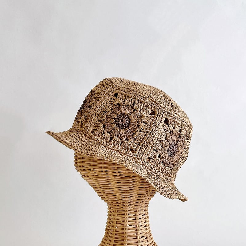 Amazonレディース クロシェ編み帽 カギ編み サマーニット帽子 レース 花柄 透かし編み帽子 フラワー柄 ベージュベージュニット 通販