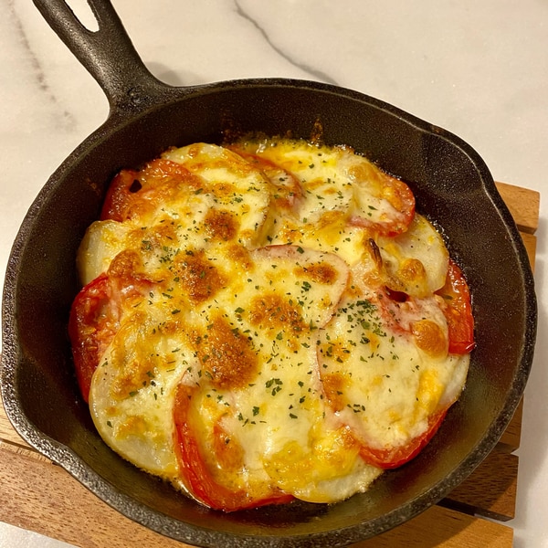 じゃがいも トマト チーズ フライパンTikTok