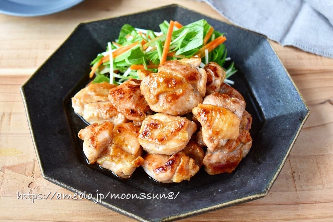 お弁当にも 鶏もも肉の甘辛炒め 揚げずに by はやくもひろこクックパッド簡単おいしいみんなのレシピが392万品