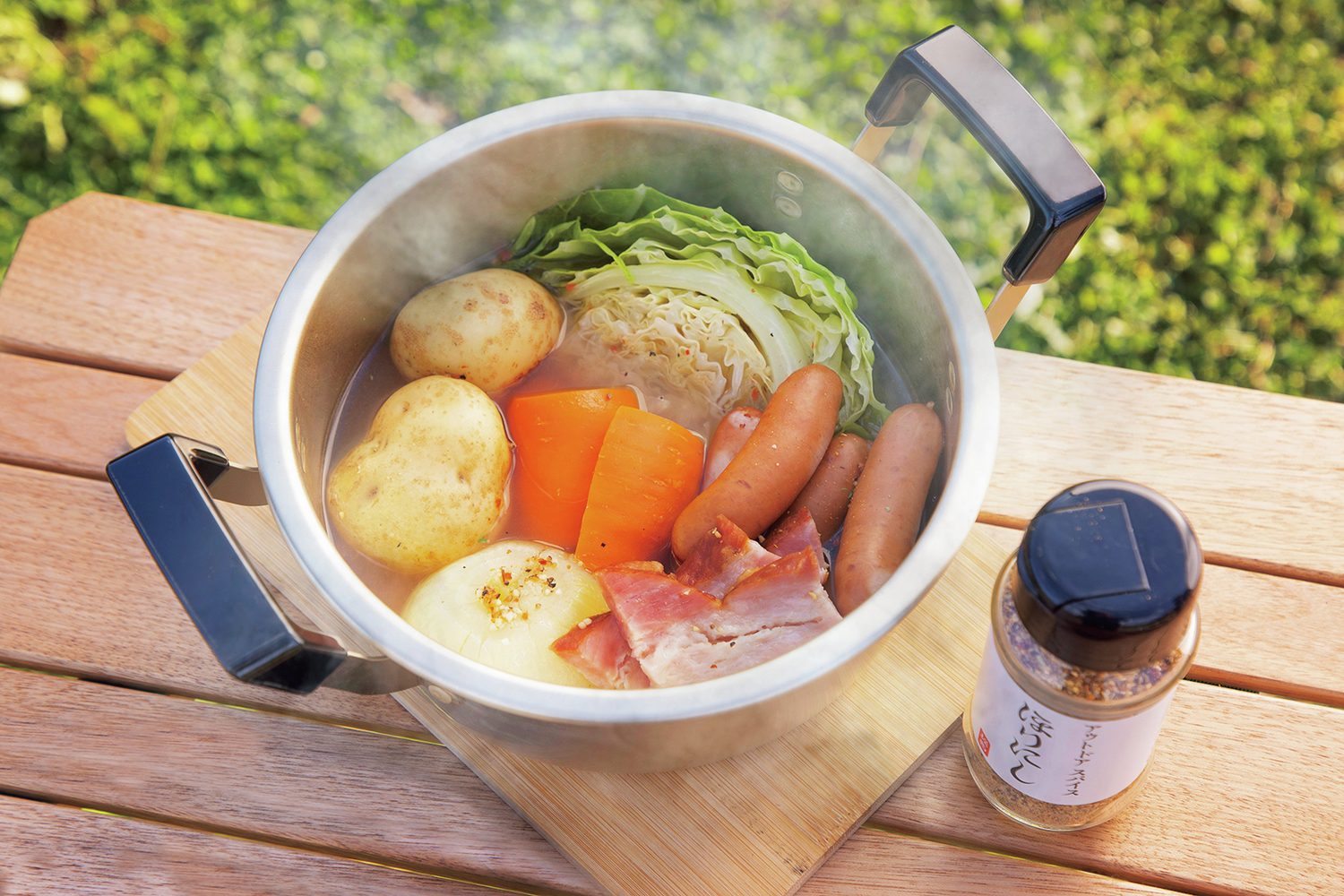 鶏肉のトマト煮込み
