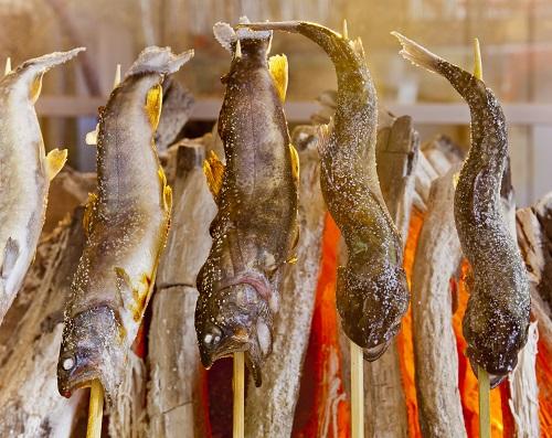 フライパンで作る！ ニジマスの塩焼き