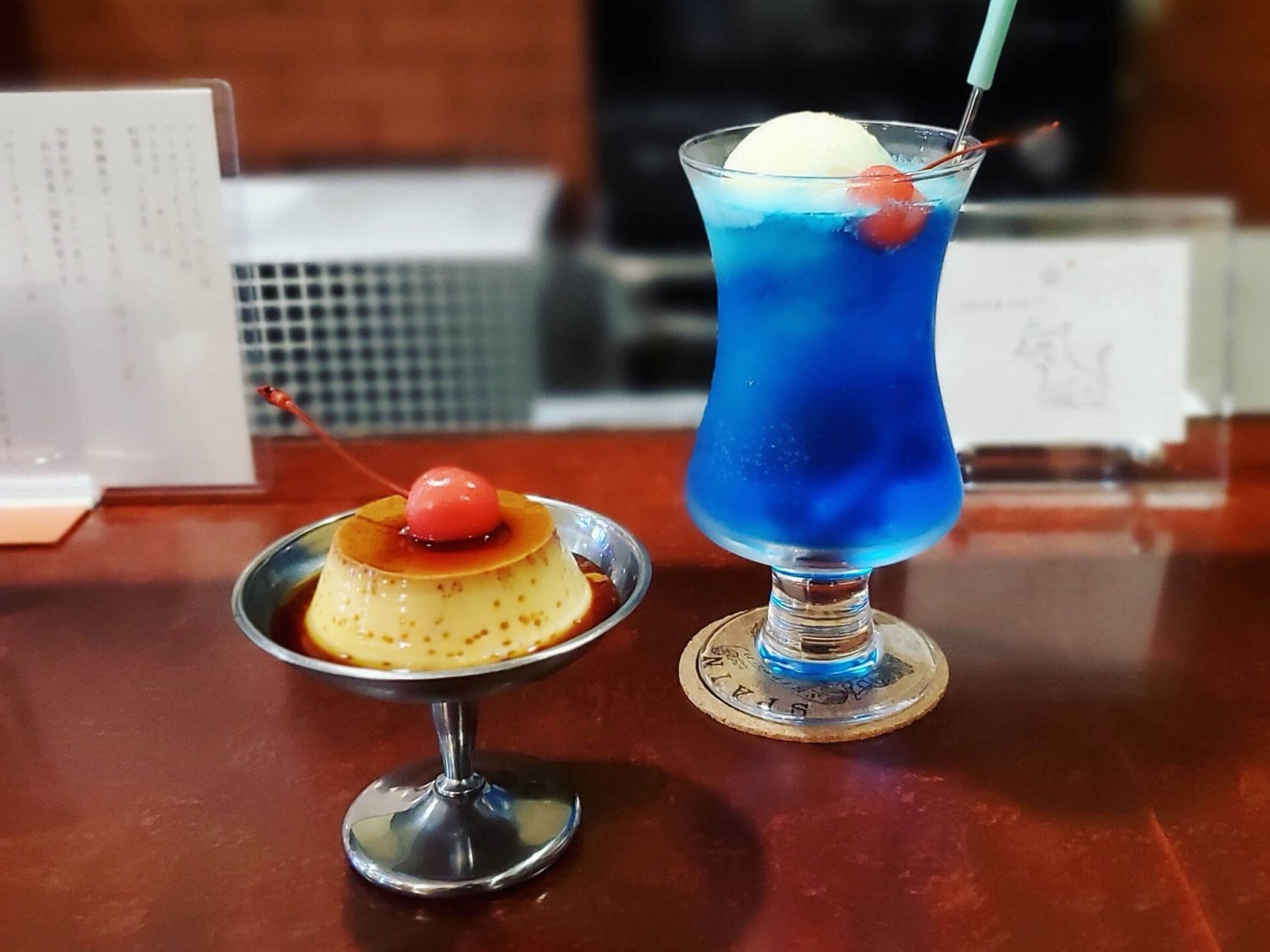 昭和レトロ」を象徴するクリームソーダ この夏、 腕時計や文豪とコラボ 写真・画像 1 1- 産経ニュース