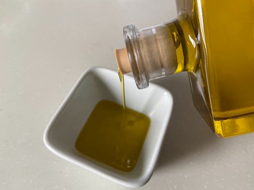 黒トリュフ塩のオムレツ冷蔵庫の片隅にずっとあるんですTETSUYA WINE SELECTIONS