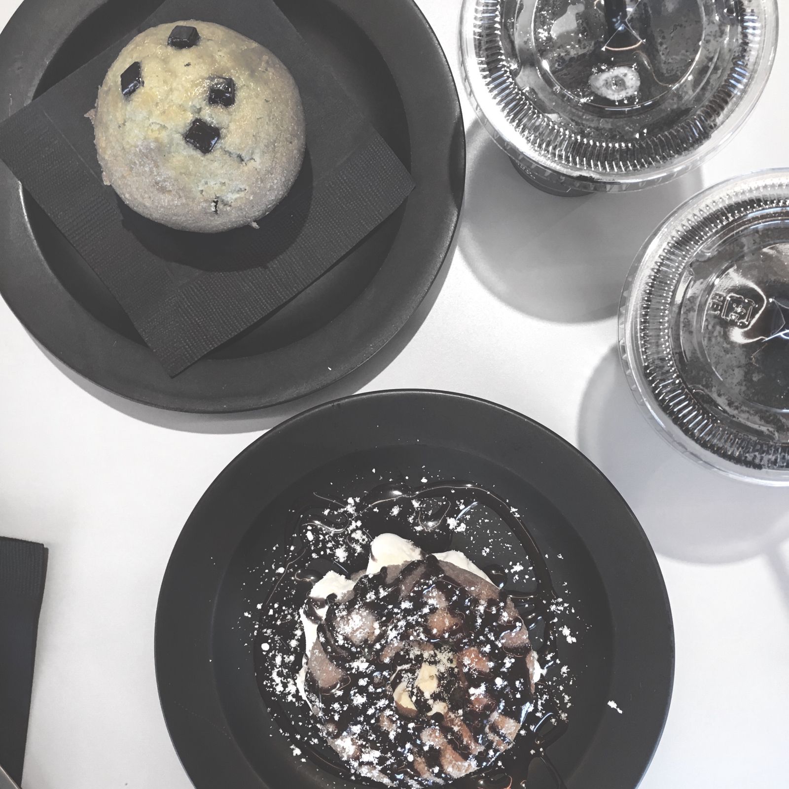 黒い」商店街の殿堂入りご飯！黒いいかすみ焼きカレーを食べてきました！KITONARU きとなる