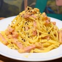 リュウジさんレシピ 「半熟カマンベールカルボナーラ」はガチで高級レストランの味！？実際に作ってみた