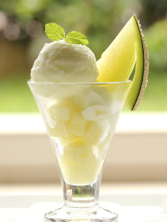 おうちでカフェ気分 旬の食材メロンで手作りスイーツを楽しもう♪おすすめレシピ3選 季節・暮らしの話題 2022年06月23日- 日本気象協会tenki.jp