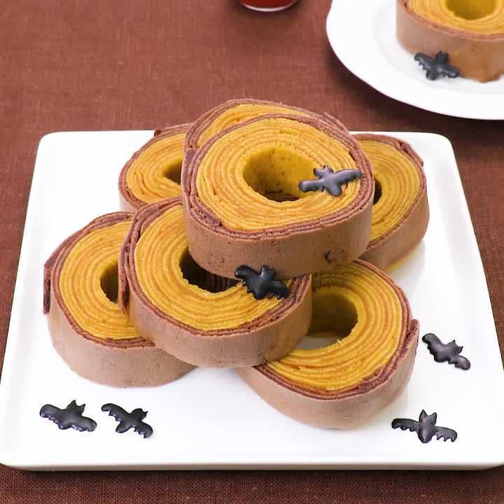 ホットケーキミックスを使うから簡単！ 卵焼き感覚で作れる「くるくるハニーバウムクーヘン」 材料2つから！ オーブン不使用！ もっと！魔法のてぬきおやつ④ダ・ヴィンチWeb