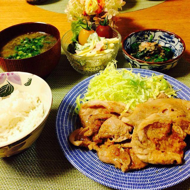 「野菜たっぷり豚のしょうが焼き」の献立