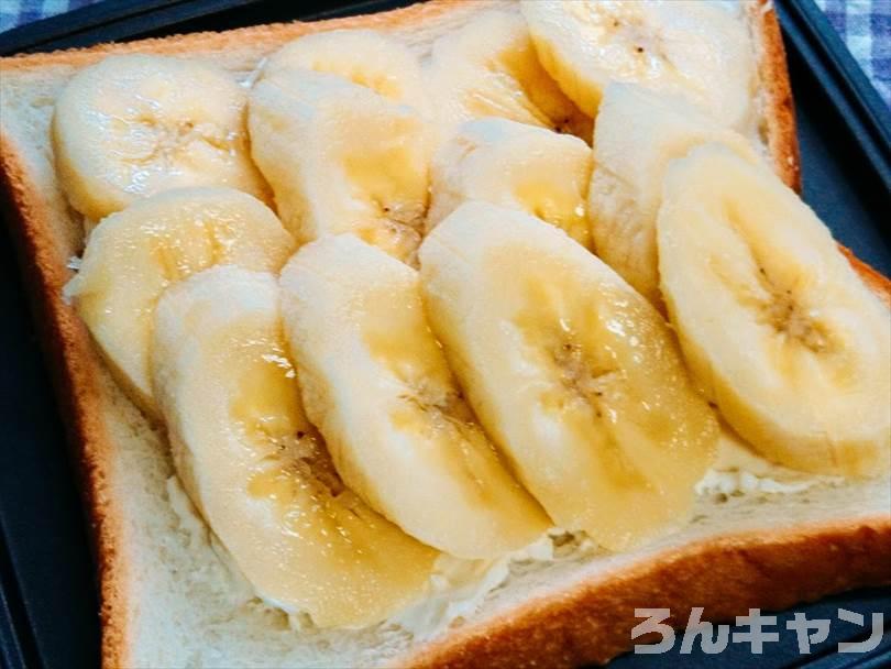 ホットサンドメーカーで作るスイーツ3選 アップルパイなどキャンプのおやつ・デザートにぴったりなレシピ - ハピキャンキャンプ・アウトドア情報メディア