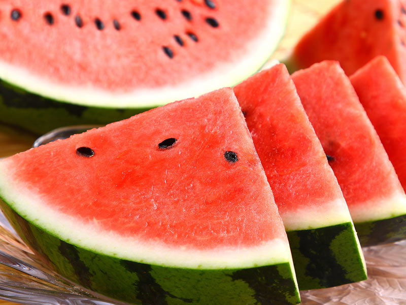 すいか 手書きクレヨン風 イラスト・フリー素材なら「シンテリ」