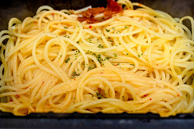 セブン-イレブン限定「大盛りペペロンチーノ」を食べてみた感想 進撃のグルメ- エキスパート - Yahoo!ニュース