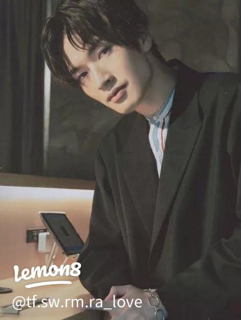 深澤辰哉の「手」が綺麗すぎる！スノチューブ「中華料理×ふっか」見どころまとめSnow Manスノ情報まとめSnowMan最新情報「asuMedia アスメディア 」