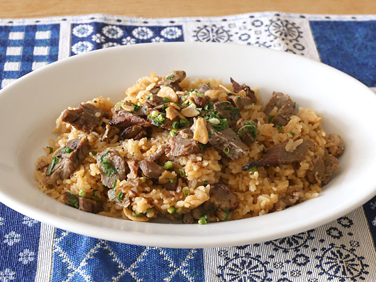 コストコ ビーフガーリックライスをリメイクいろはにほへと