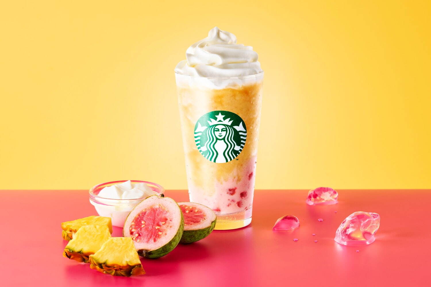 最新 スタバの新作メニューまとめ - 期間限定フラペチーノやコーヒー、フードなどの情報が満載！MORE