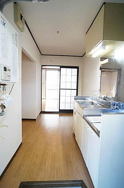 キッチンカー紹介 ヤマサン農園直営 カフェゆめ苺