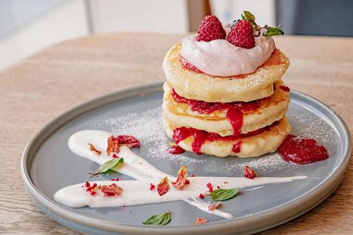 宮崎にスフレパンケーキ専門店「パンケーキの向こうがわ」 インスタ映えの5種を用意 - ひなた宮崎経済新聞