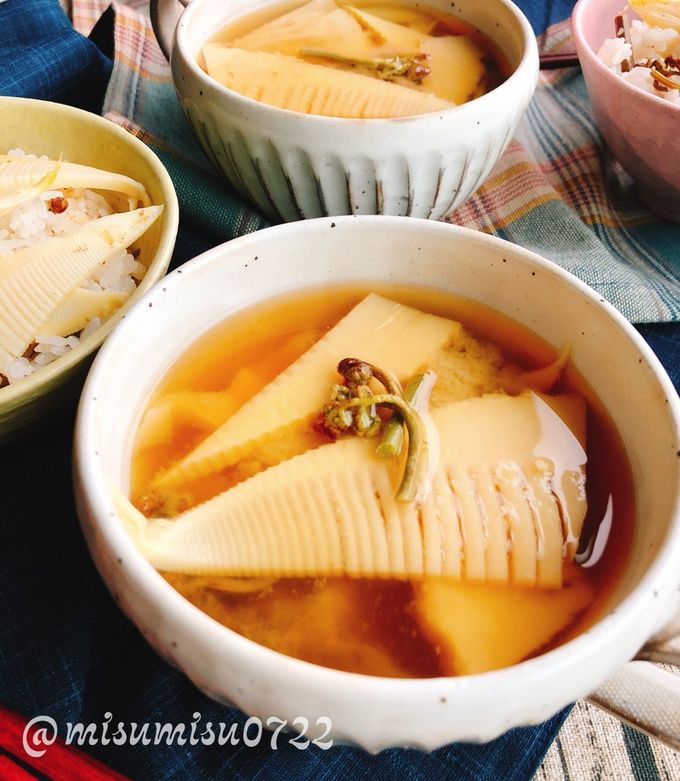 わらびの山菜おこわとアサリの味噌汁の写真素材15901374- PIXTA