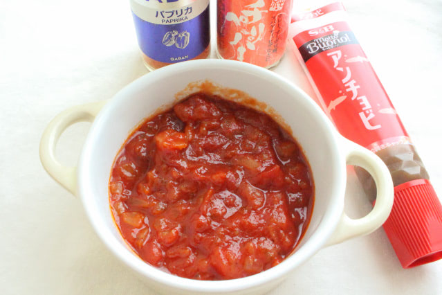 定番おつまみPatatas Bravas パタタス ブラバス