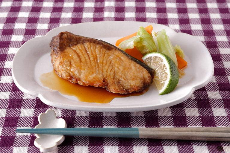 しらすとトマト、大葉のかぼすパスタ – 富士甚醤油株式会社